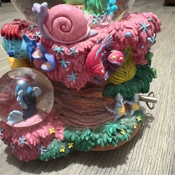 Disney The Little Mermaid Ariel “Under The Sea”Musical Snow Globe. Music Works - Picture 7 of 16